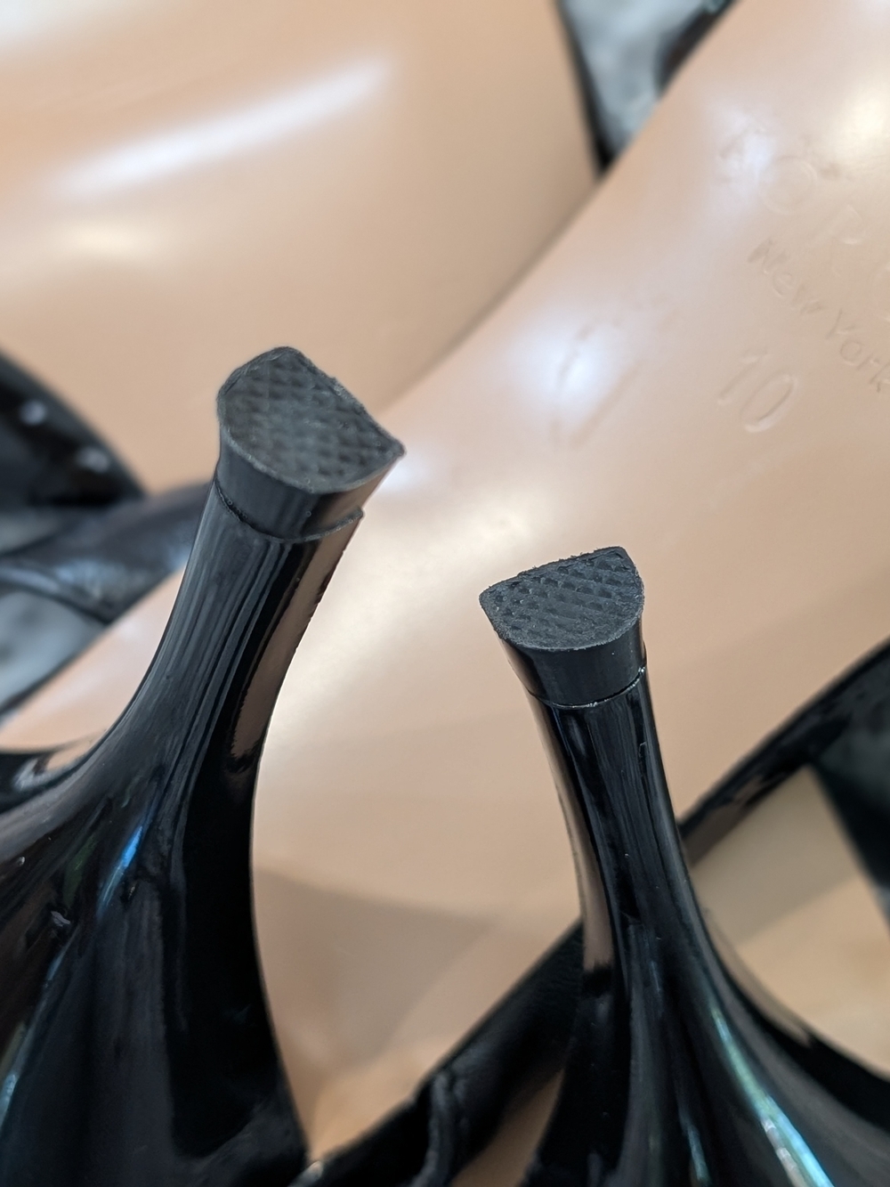 Torgeis New York Black Patent Heels | Pointed Toe Slingback | Size 10 | Chic Dre - Picture 7 of 15